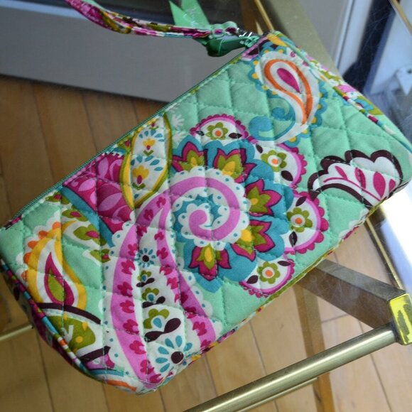 VERA BRADLEY "TUTTI FRUTTI" WRISTLET - Picture 5 of 9